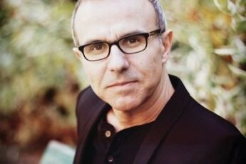 Филипп Бессон - біографія та список книг