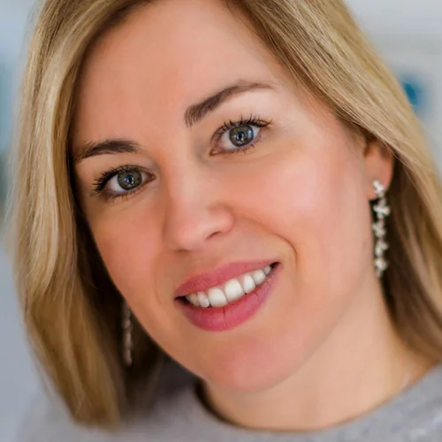 Сара Пірс - біографія та список книг